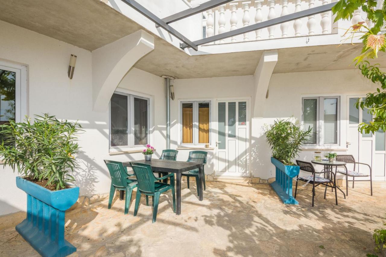 Apartments Barbara Трибунь Экстерьер фото
