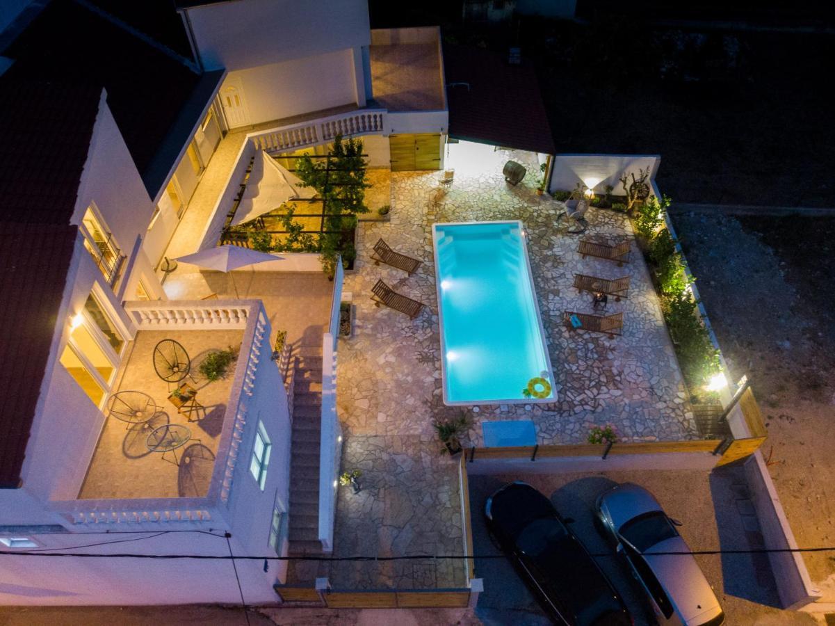 Apartments Barbara Трибунь Экстерьер фото